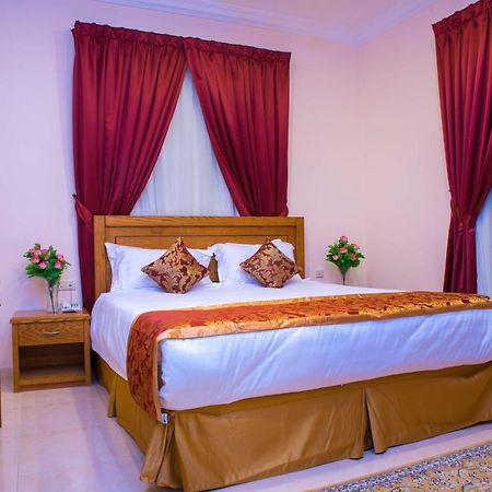 سارة للشقق الفندقية Sara Furnished Apartments Эль-Хубар Экстерьер фото