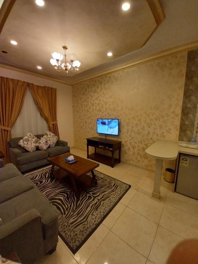 سارة للشقق الفندقية Sara Furnished Apartments Эль-Хубар Экстерьер фото